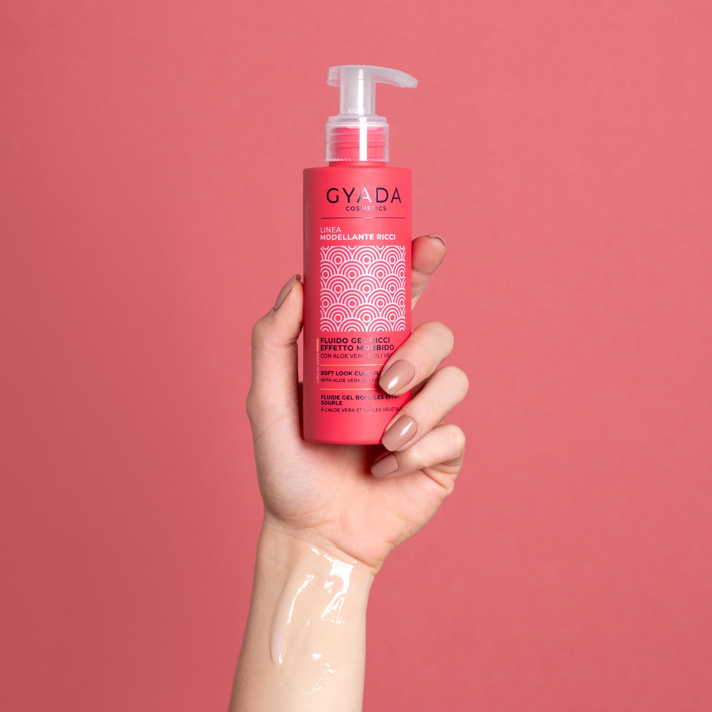 Locken-Styling-Fluid mit Soft-Effekt