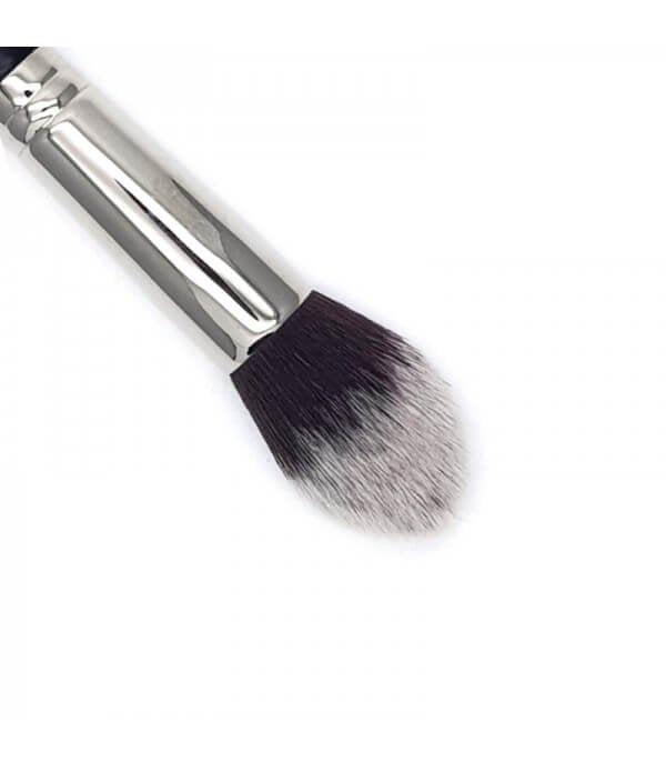 Pennello Tapered Blush Brush - Yumibio Espana
